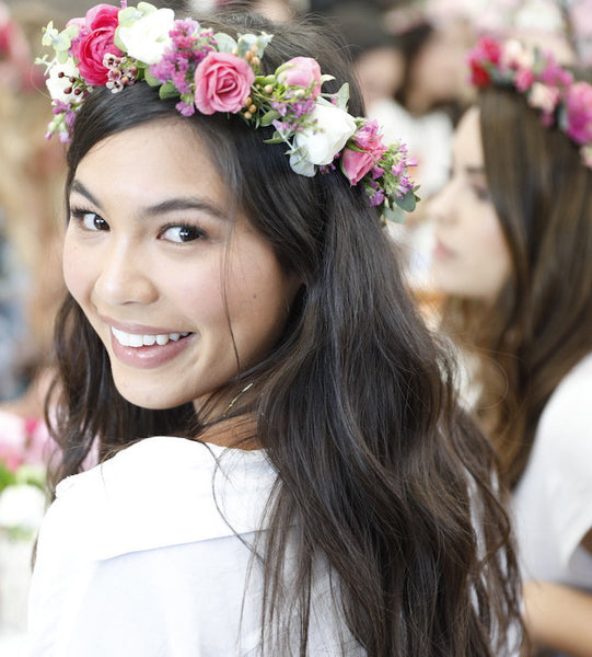 Fresh Flower Crowns Los Angeles, Flower Crown Bar LA, Fresh Flower Bar, real flower crowns,Flower Crown Bar, Flower Crowns Los Angeles, Fresh Flower Crown,Malibu florist, Los Angeles Flower Crowns,DIY FLOWER CROWN
